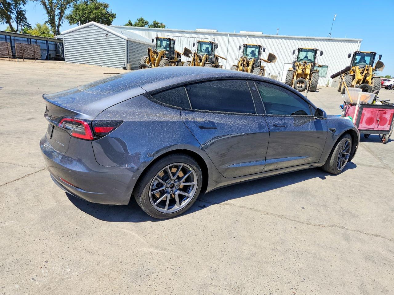 2022 Tesla Model 3 - Фото 3