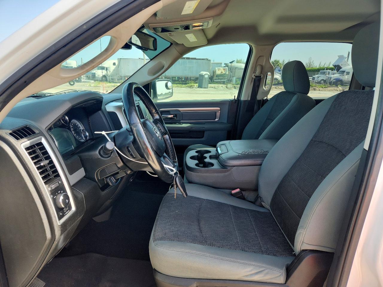 2019 Ram 1500 Classic Slt - Image 7