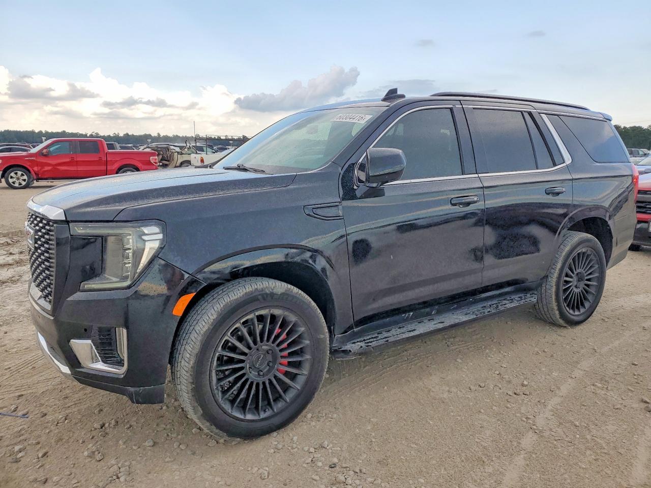2022 GMC Yukon Sle