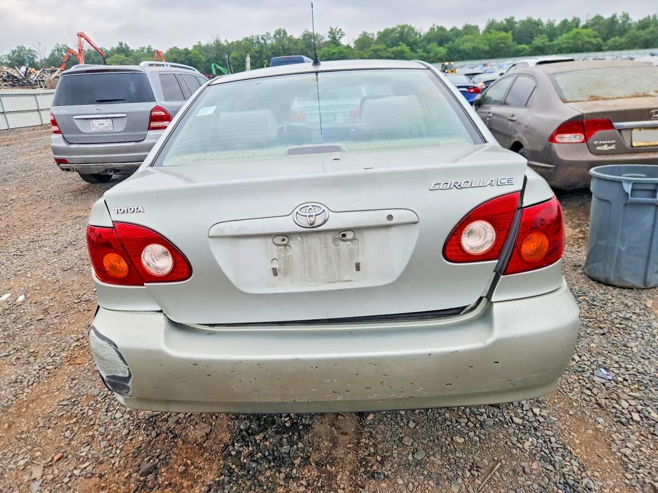2004 Toyota Corolla Ce - Фото 6