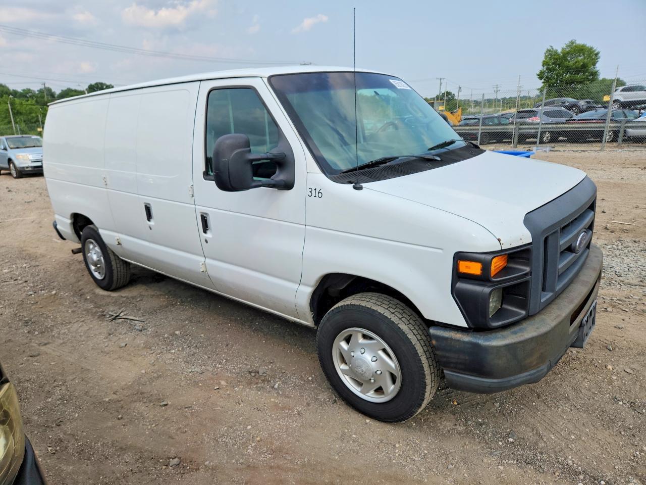 2011 Ford Econoline E150 Van - Image 4