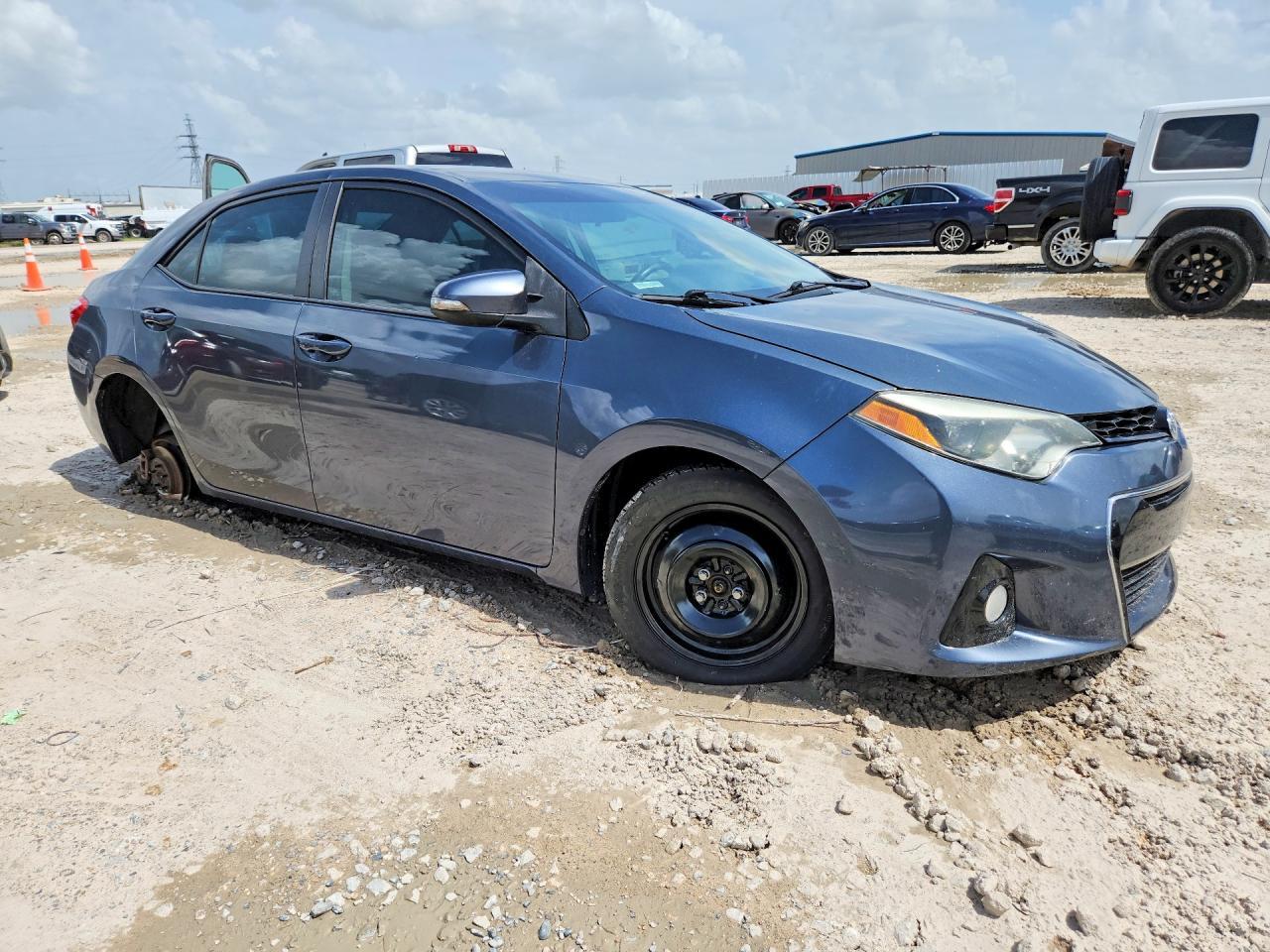 2015 Toyota Corolla S Plus - Image 4
