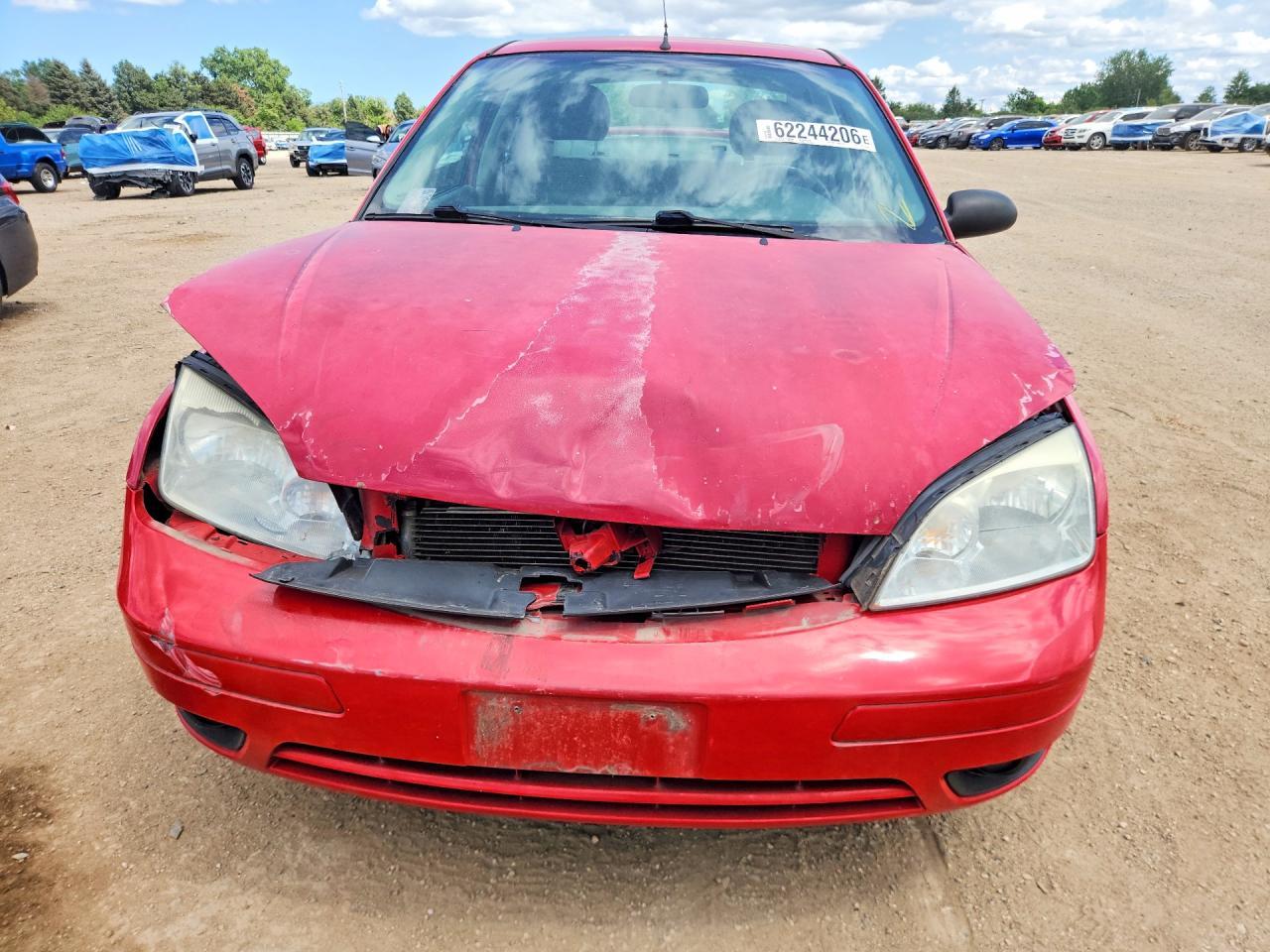 2005 Ford Focus Zx4 - Image 5