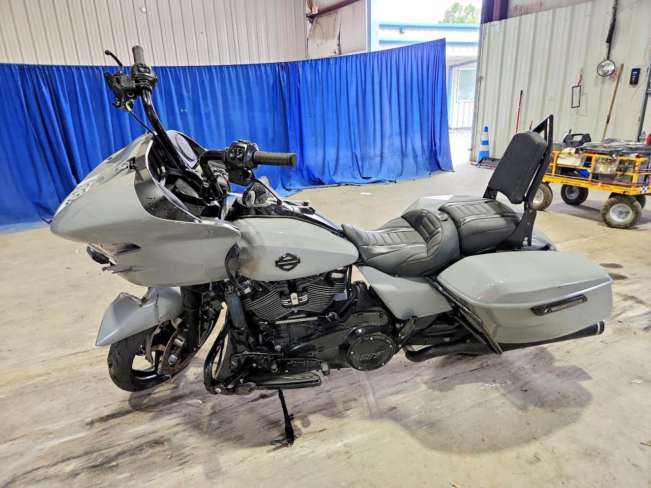 2025 Harley-Davidson Fltrx - Фото 3