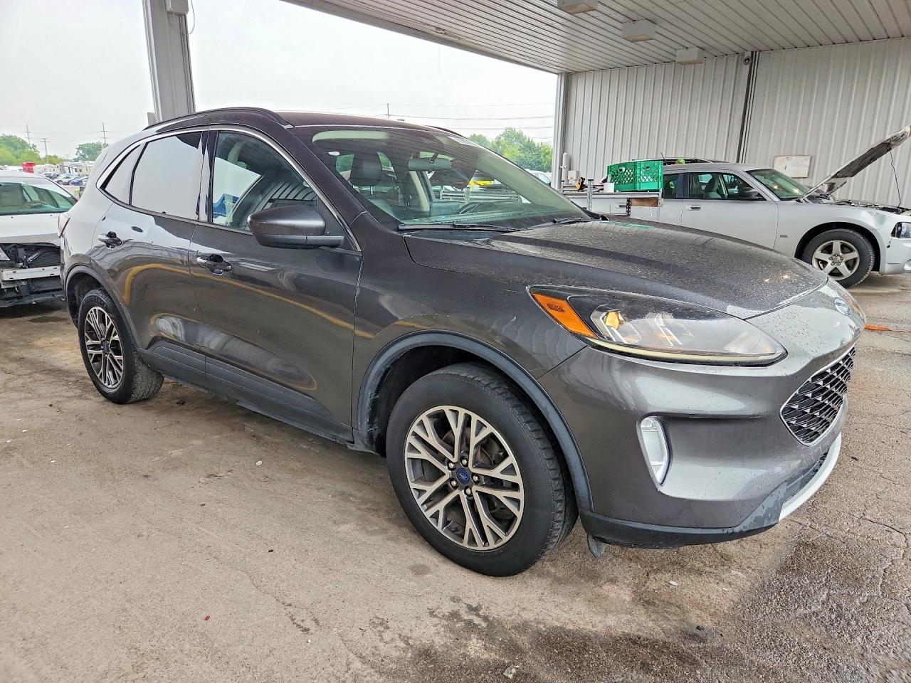 2020 Ford Escape Sel - Image 4