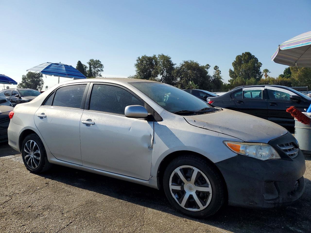 2013 Toyota Corolla - Фото 4