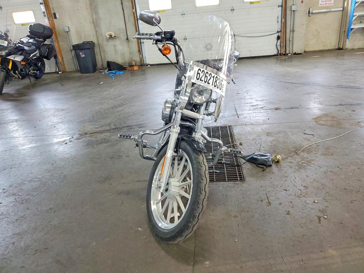 2010 Harley-Davidson Xl883 L - Фото 2