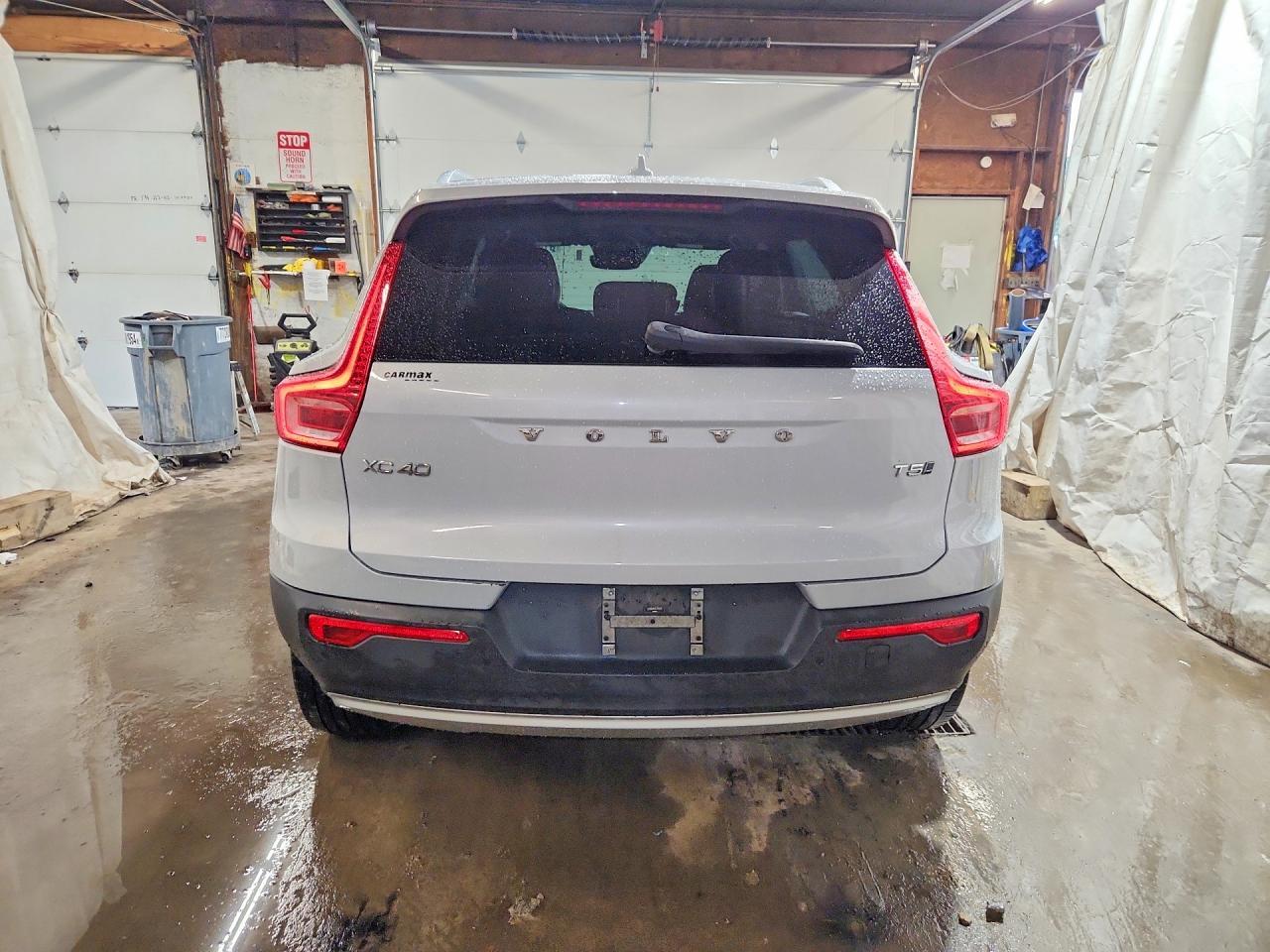 2020 Volvo Xc40 T5 Momentum - Фото 6