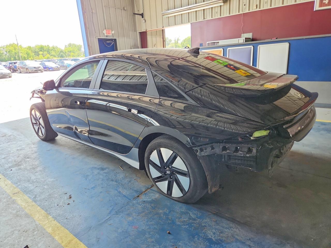 2024 Hyundai Ioniq 6 Se - Image 2