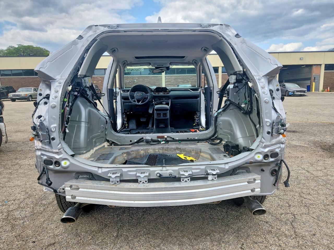 2024 Toyota Rav4 Xle Premium - Фото 6