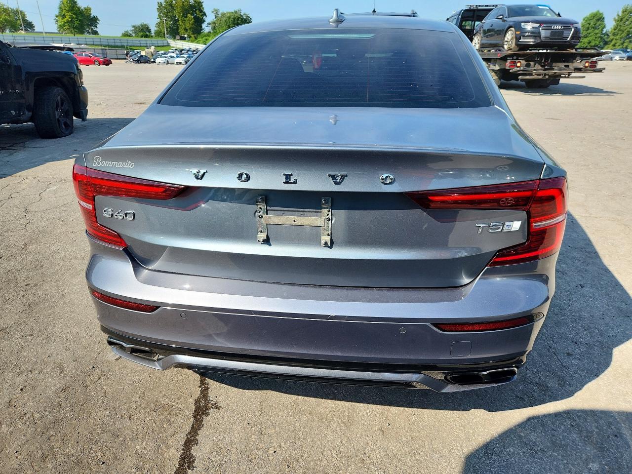 2019 Volvo S60 T5 R-Design - Фото 6