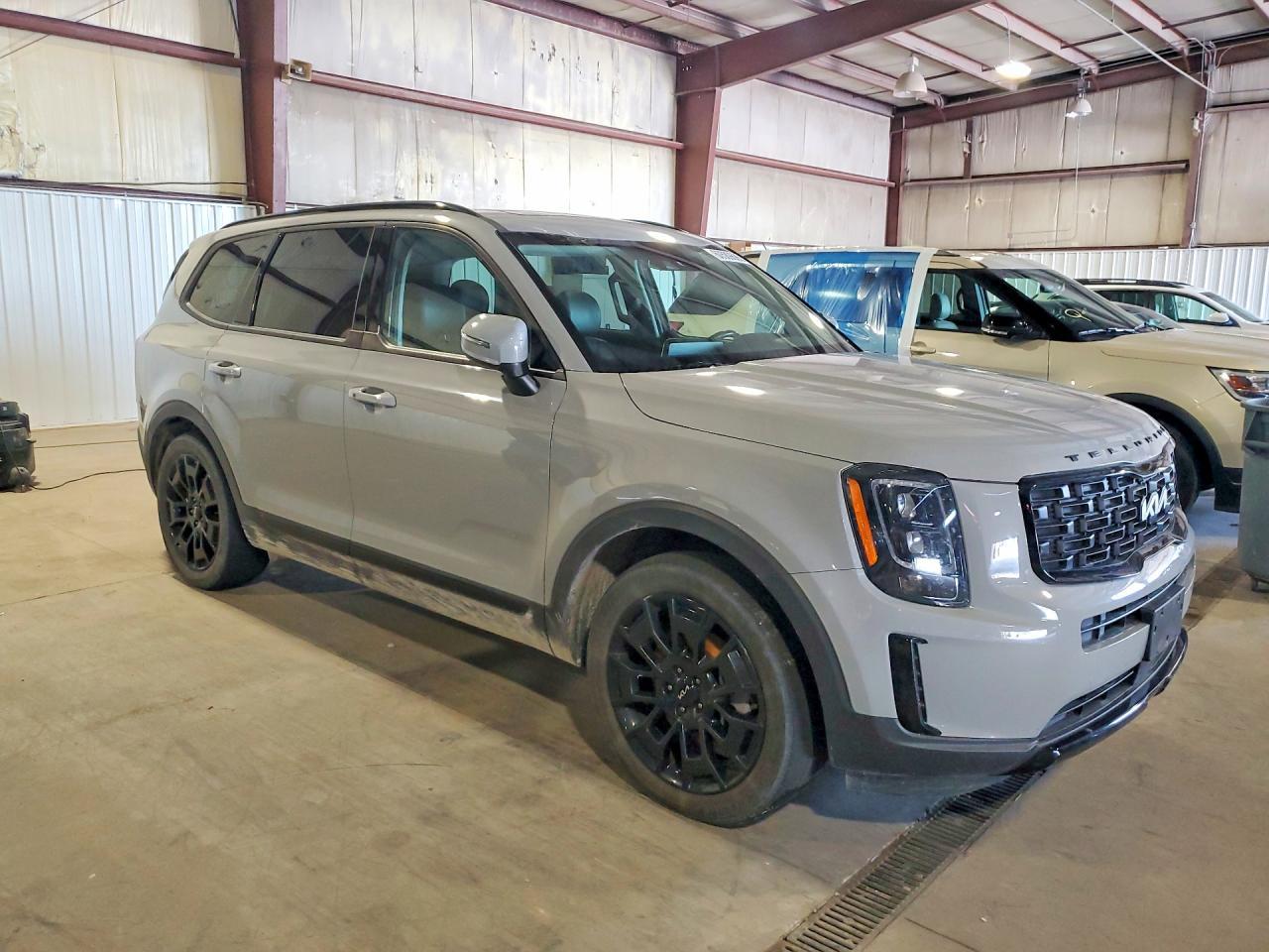 2022 Kia Telluride Lx - Image 4