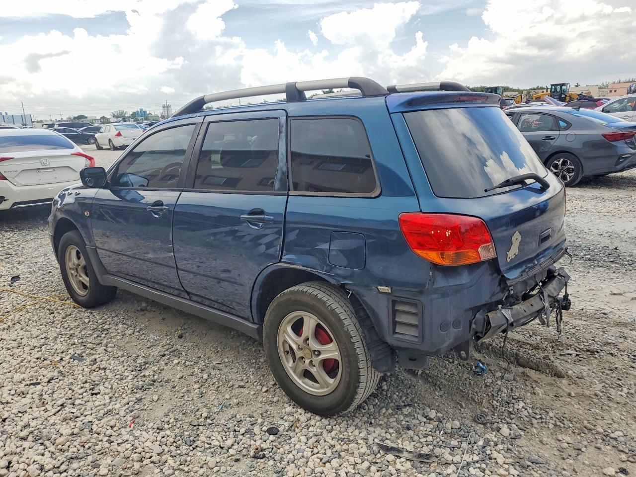 2004 Mitsubishi Outlander Ls - Фото 2