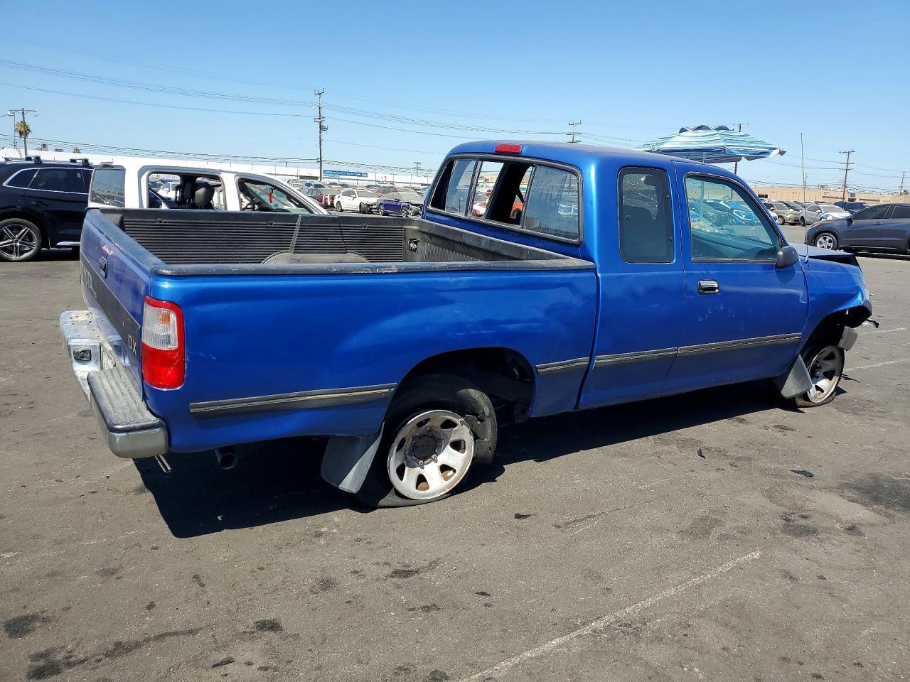 1995 Toyota T100 Dx - Image 3