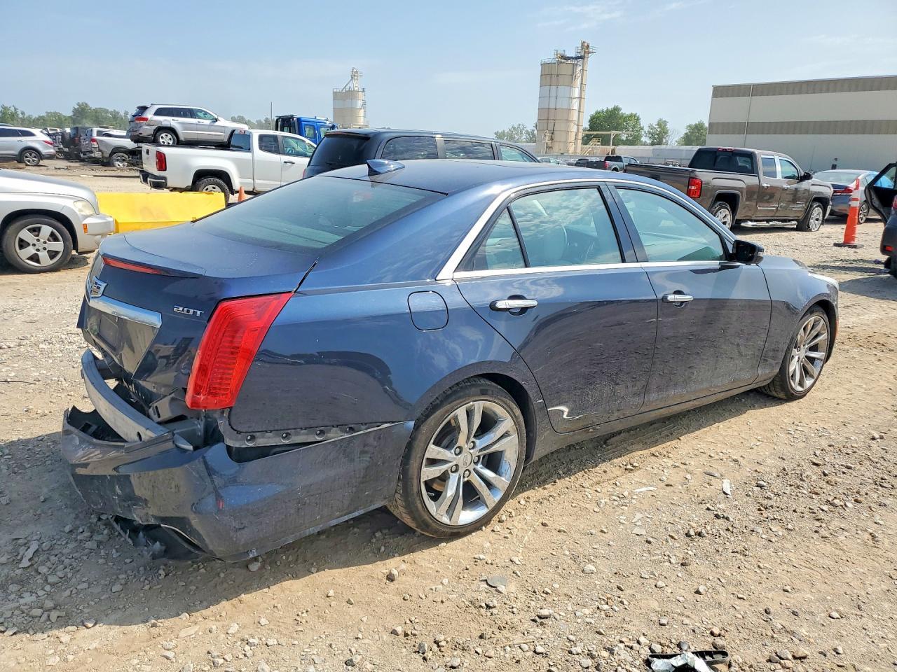 2018 Cadillac Cts Luxury - Фото 3