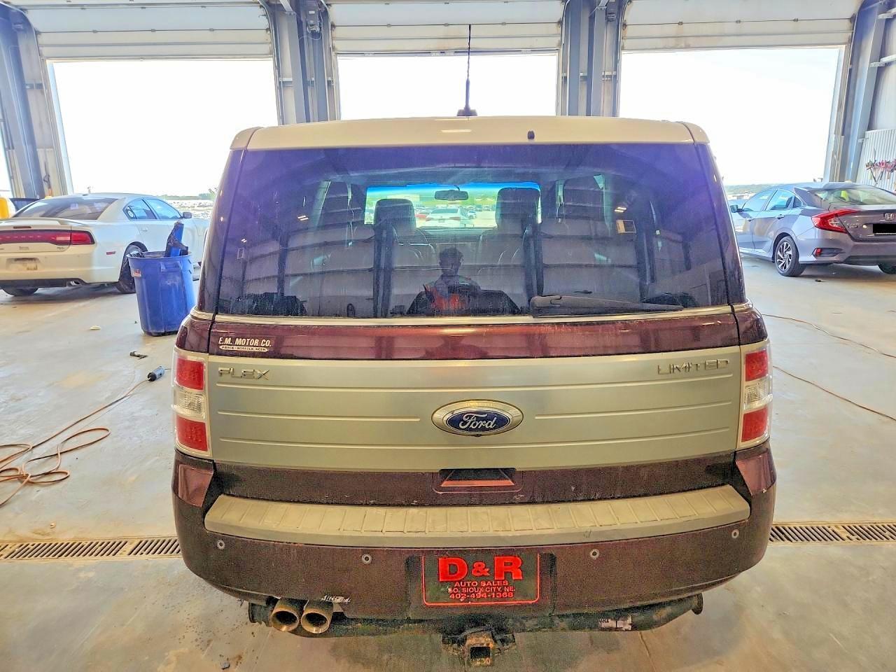 2009 Ford Flex Limited - Image 6