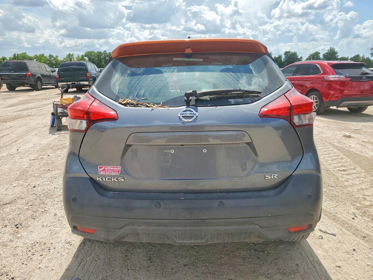 2020 Nissan Kicks Sr - Фото 6