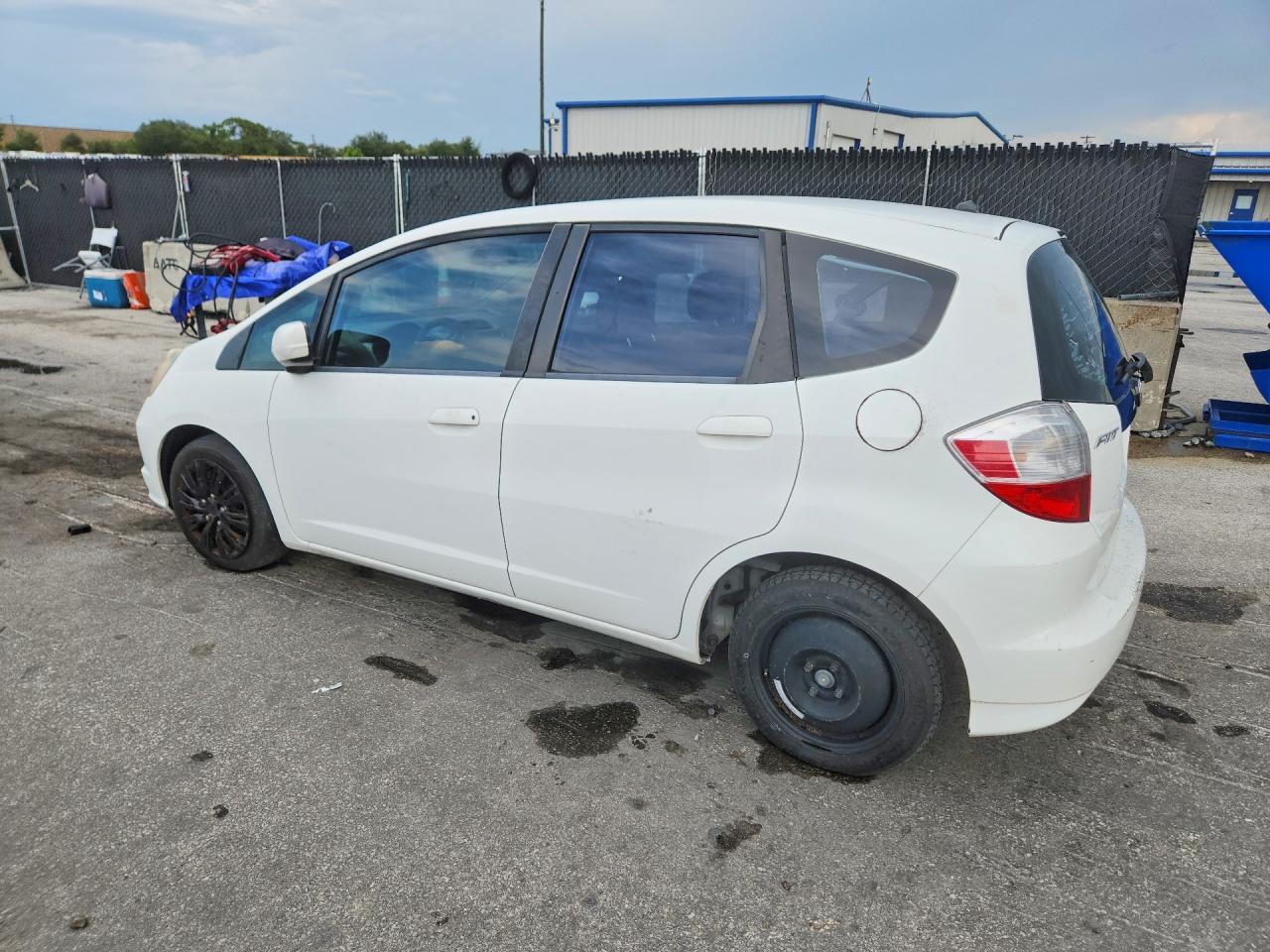 2013 Honda Fit - Фото 2