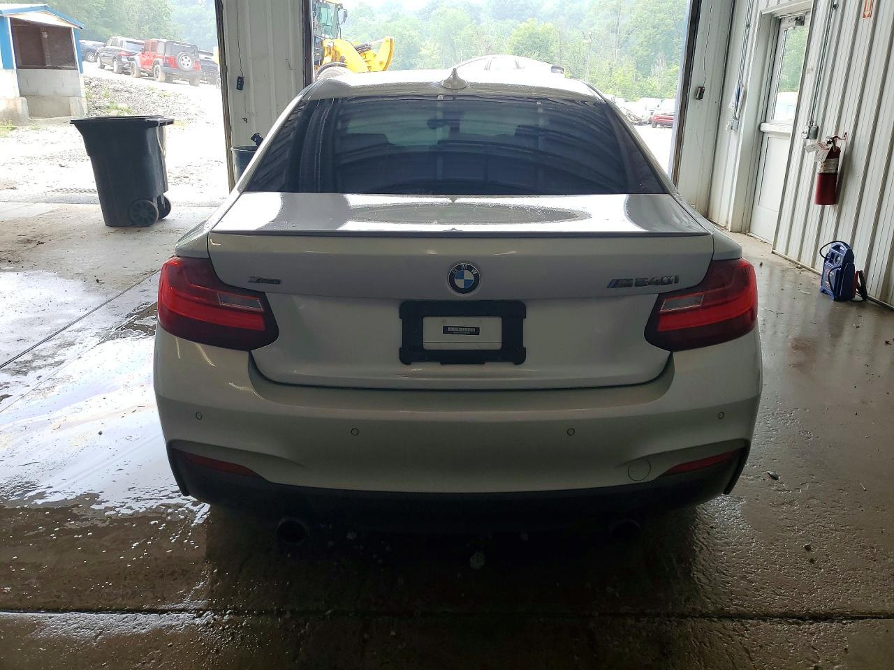 2017 BMW M240Xi - Фото 6