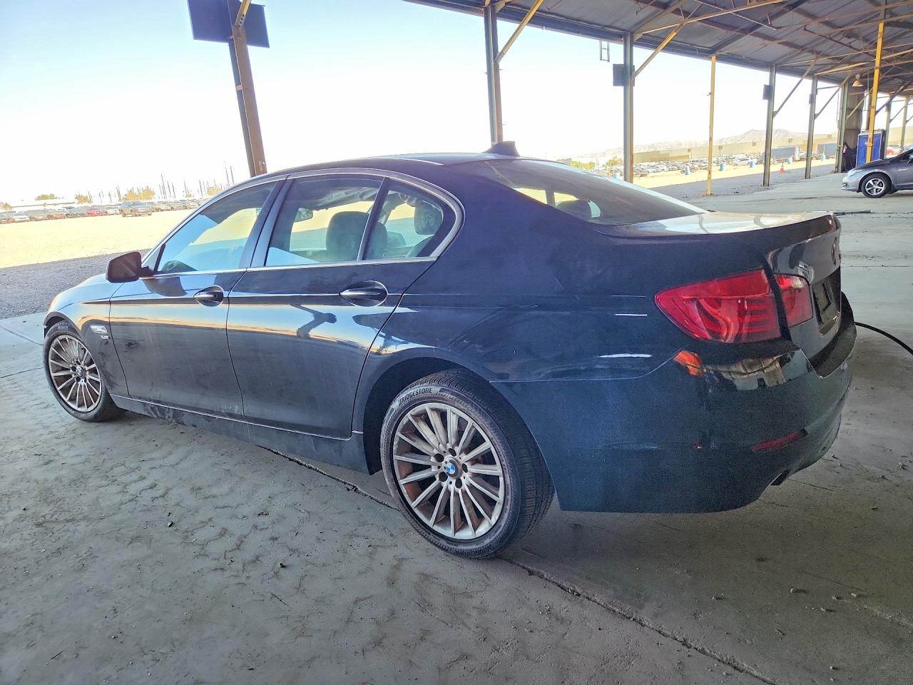 2012 BMW 535 Xi - Фото 2