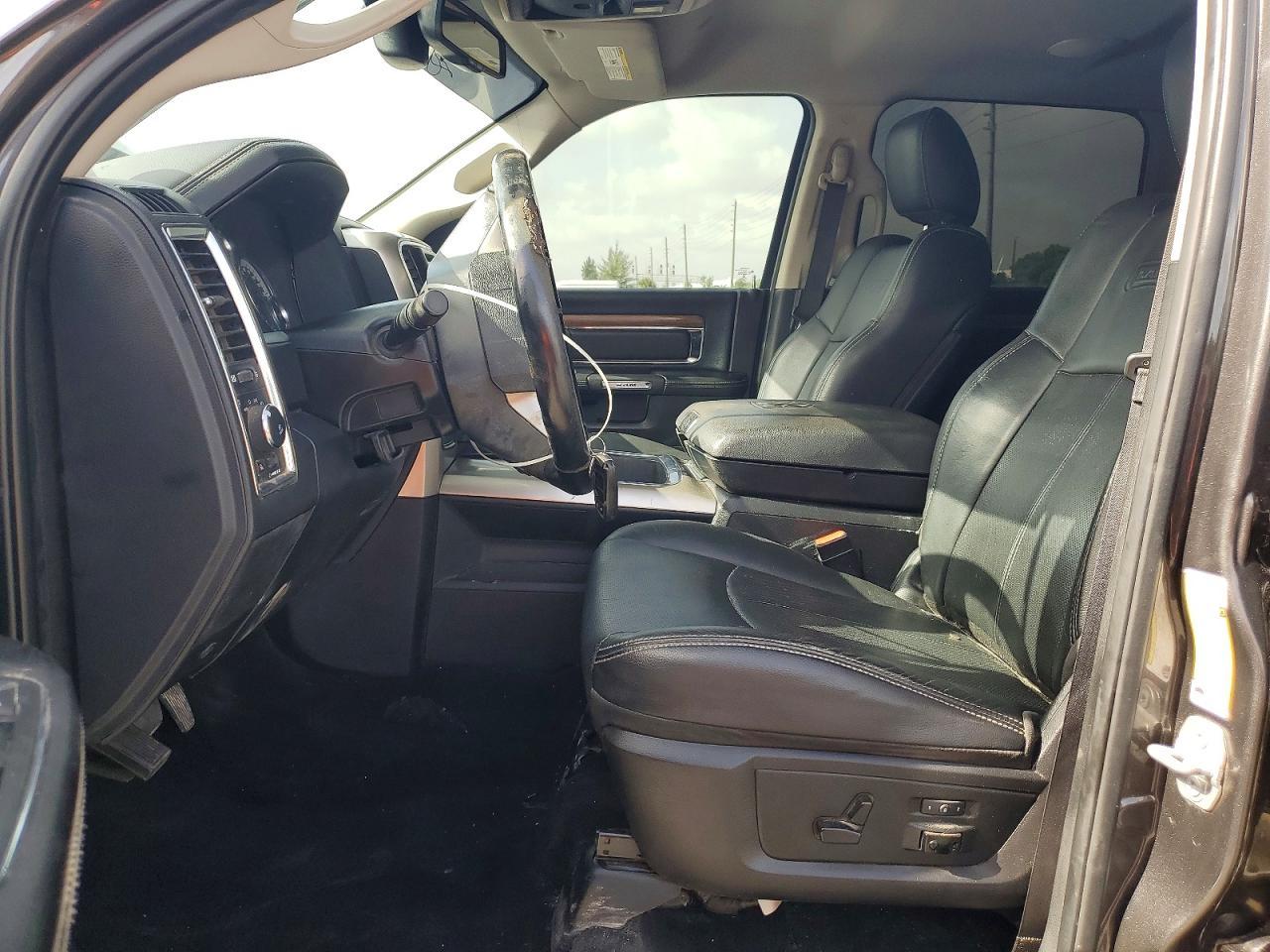 2018 Ram 3500 Laramie - Фото 7