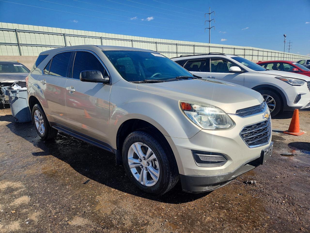 2016 Chevrolet Equinox Ls - Image 4