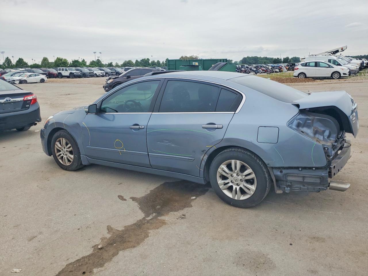 2010 Nissan Altima 2.5 - Фото 2