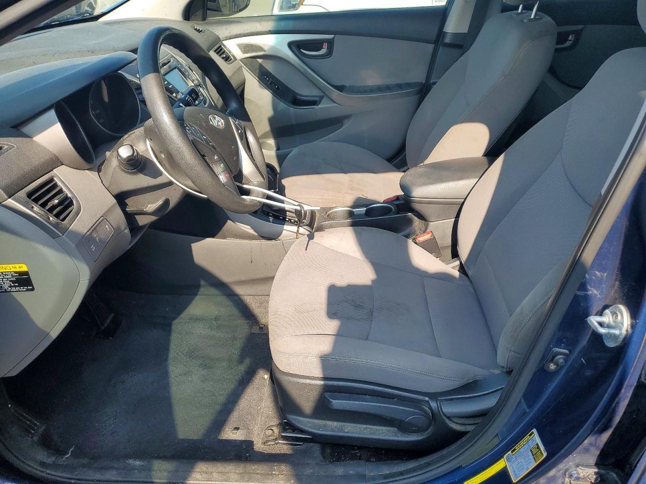 2015 Hyundai Elantra Se - Фото 7