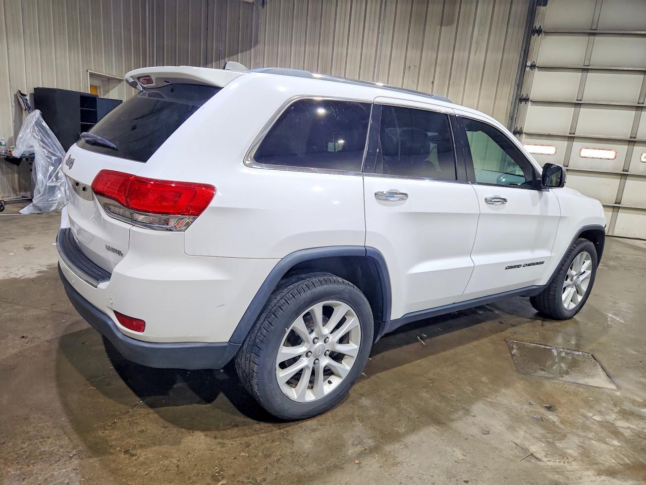 2017 Jeep Grand Cherokee Limited - Image 3