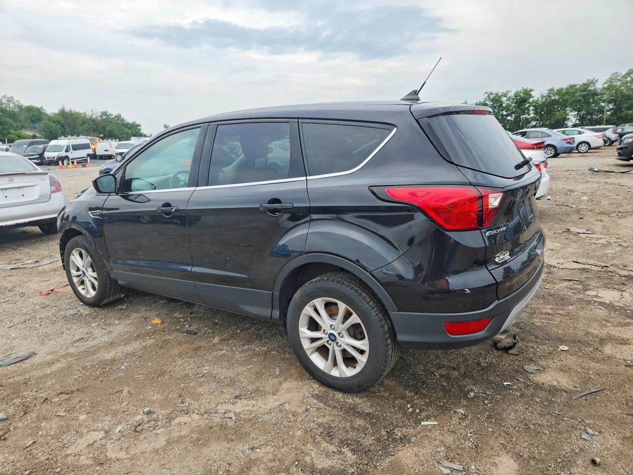 2019 Ford Escape Se - Image 2