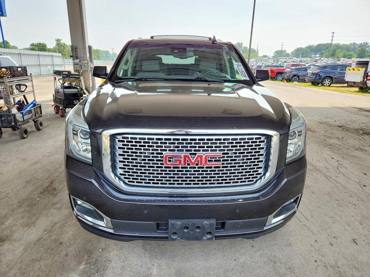 2017 GMC Yukon Denali - Фото 5