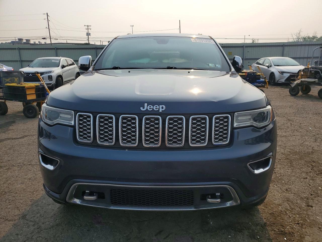 2021 Jeep Grand Cherokee Overland - Фото 5