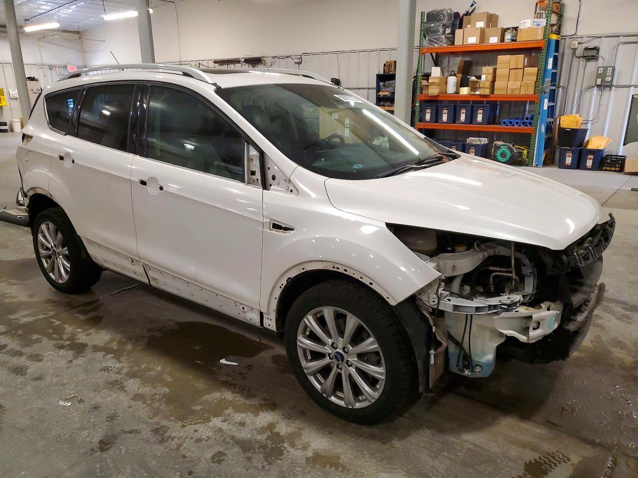 2017 Ford Escape Titanium - Фото 4