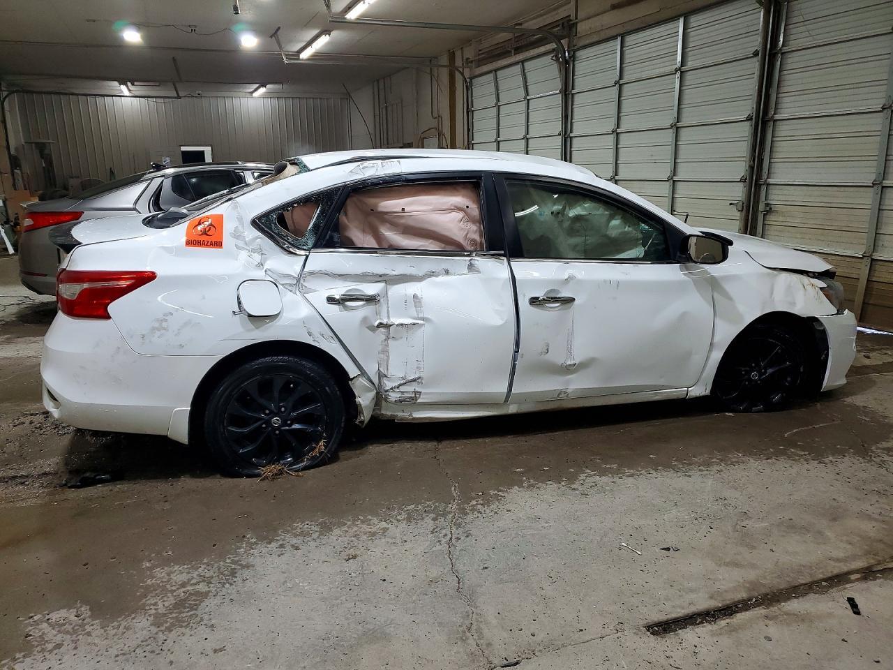 2018 Nissan Sentra S - Фото 3