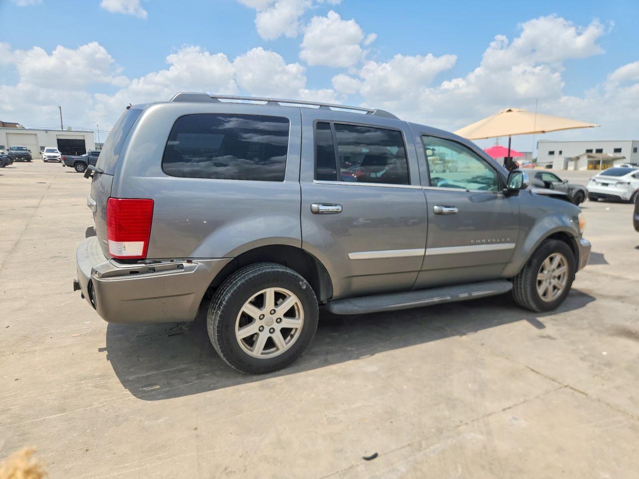 2007 Chrysler Aspen Limited - Фото 3