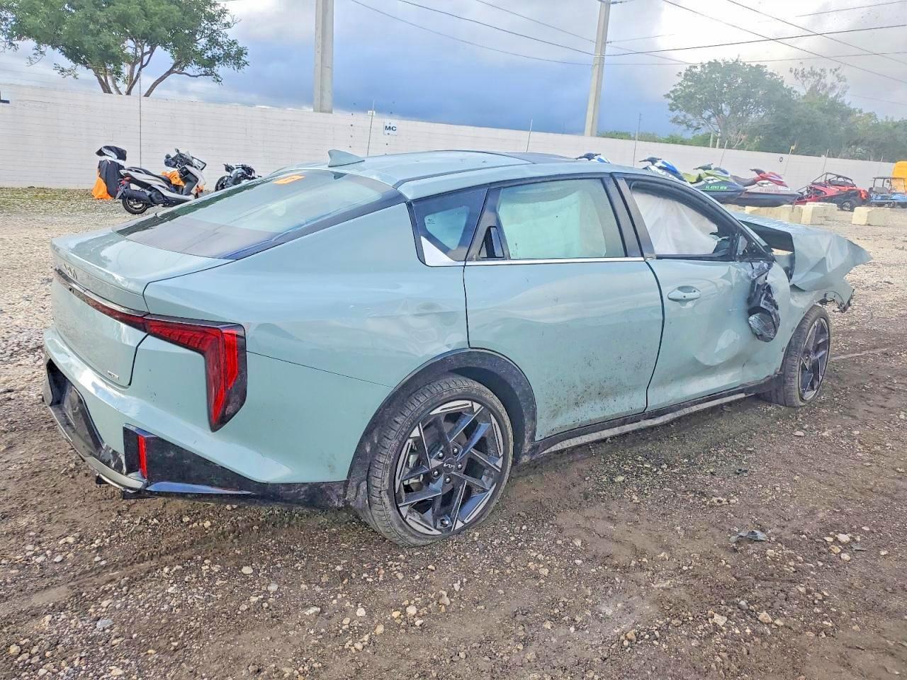 2025 Kia K4 Gt-Line - Фото 3