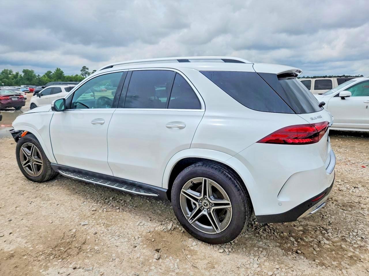 2025 Mercedes-Benz Gle 450 4Matic - Image 2