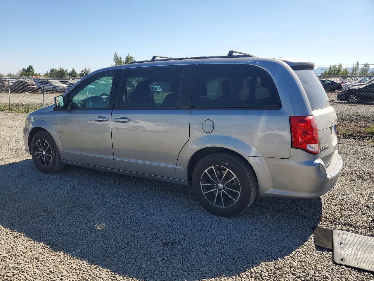 2019 Dodge Grand Caravan Gt - Фото 2