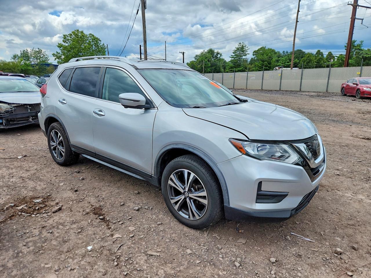 2019 Nissan Rogue Sv - Image 4