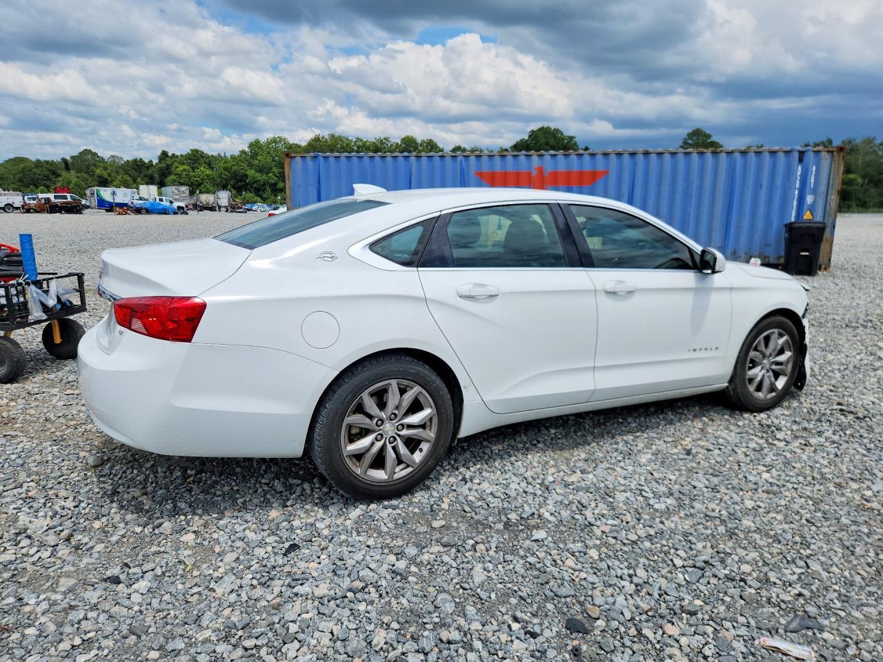 2017 Chevrolet Impala Lt - Image 3