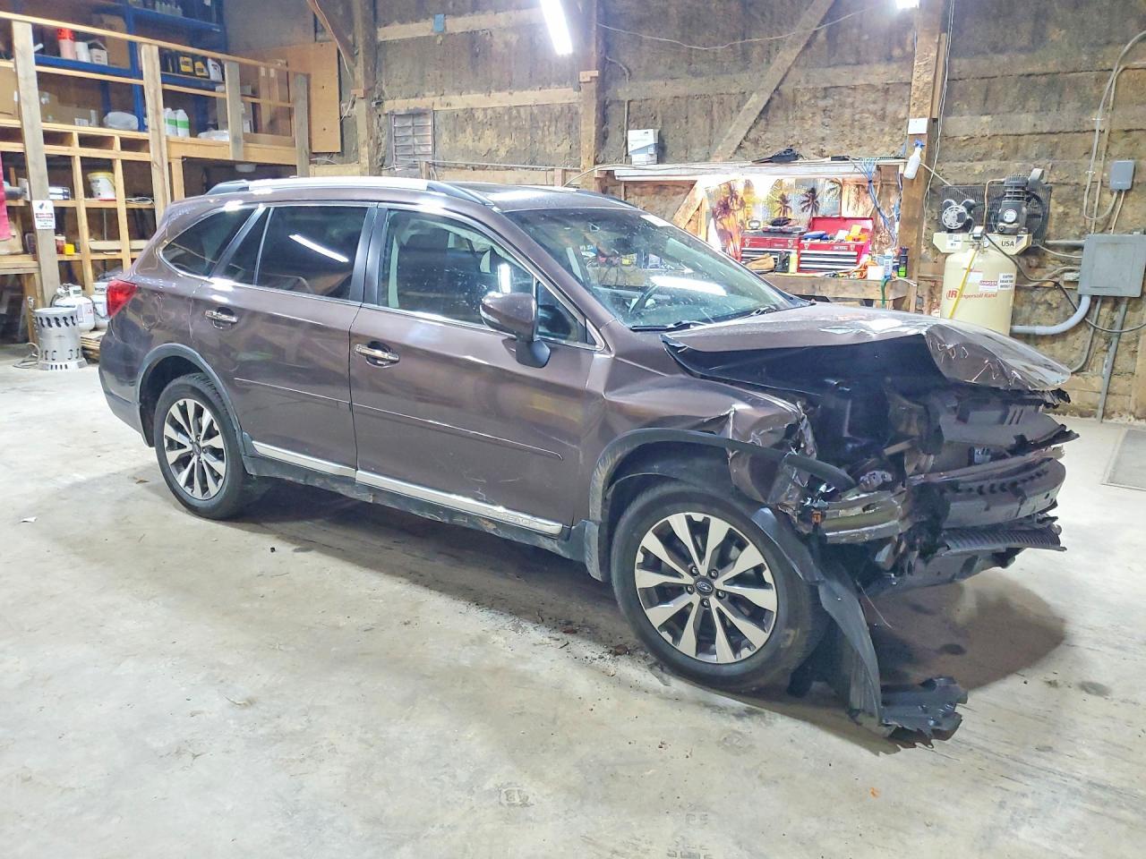 2019 Subaru Outback Touring - Image 4