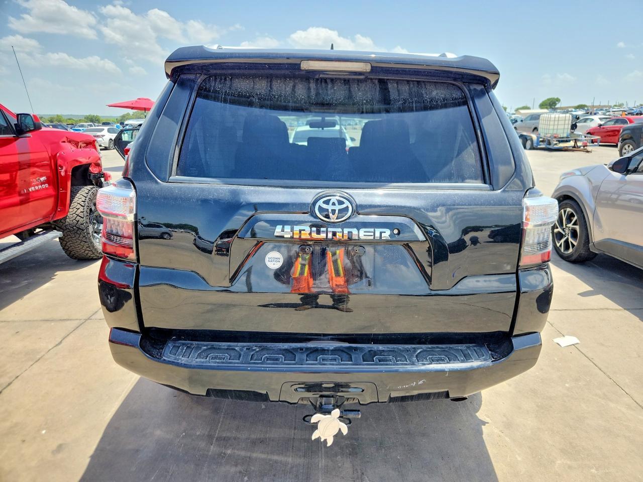 2017 Toyota 4Runner Sr5 - Image 6