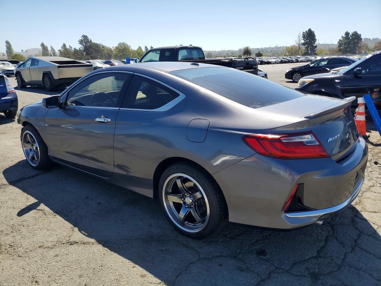 2017 Honda Accord Exl - Фото 2