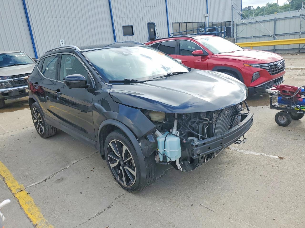 2018 Nissan Rogue Sport Sl - Image 4