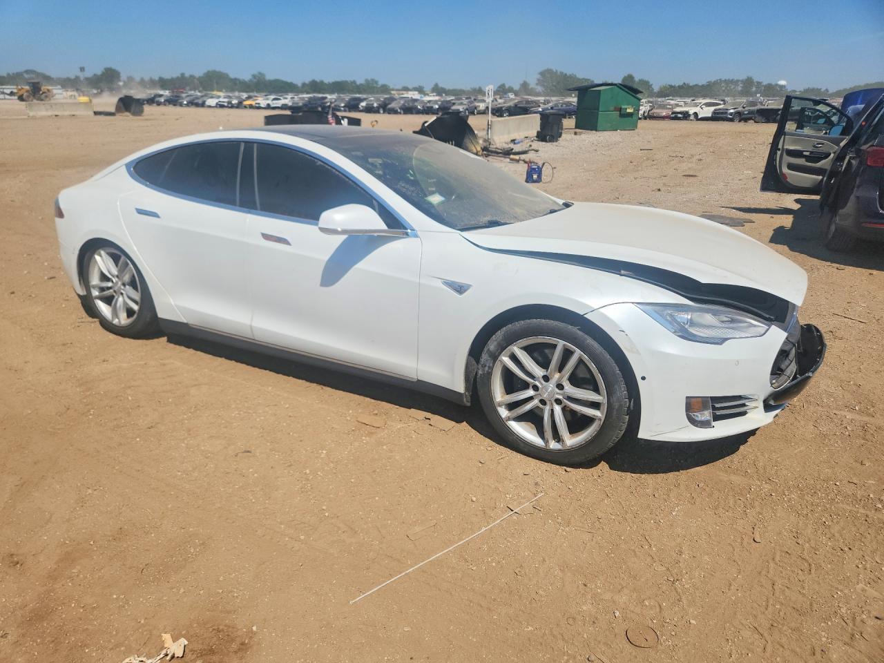 2015 Tesla Model S 70D - Фото 4