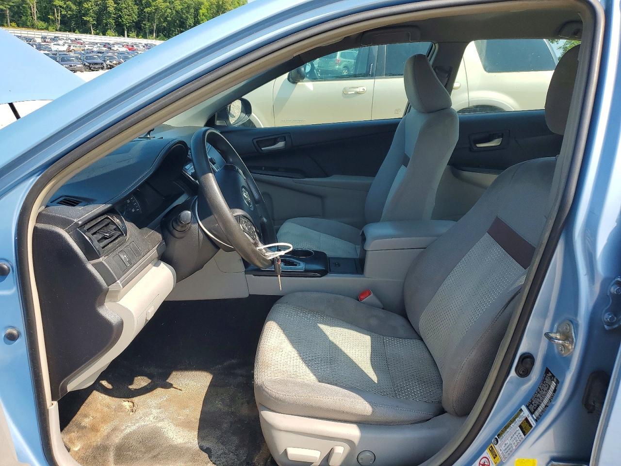 2013 Toyota Camry Le - Фото 7