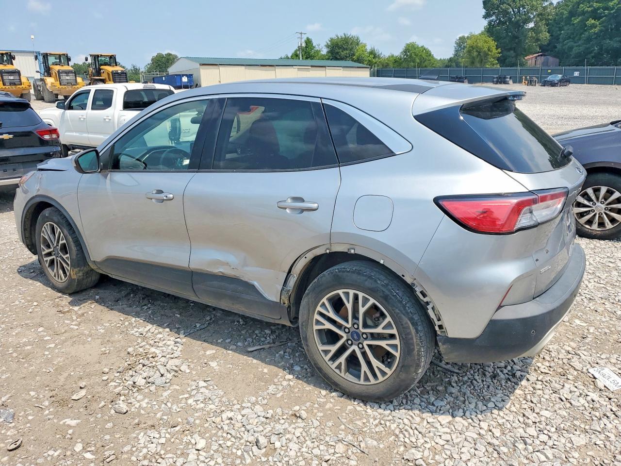 2022 Ford Escape Sel - Фото 2