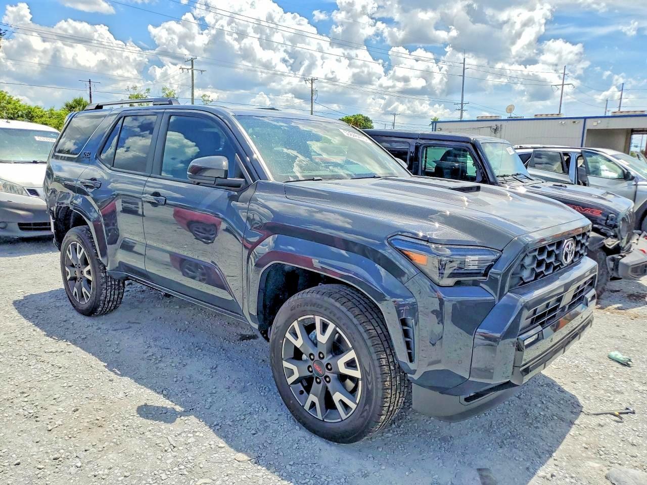 2026 Toyota 4Runner Sr5 - Image 4