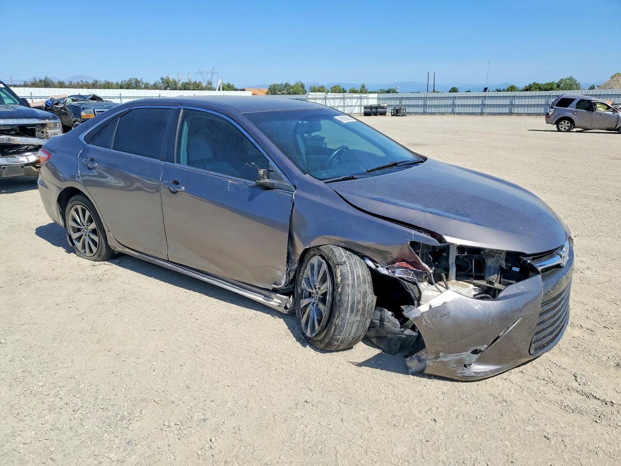2015 Toyota Camry Hybrid Xle - Фото 4