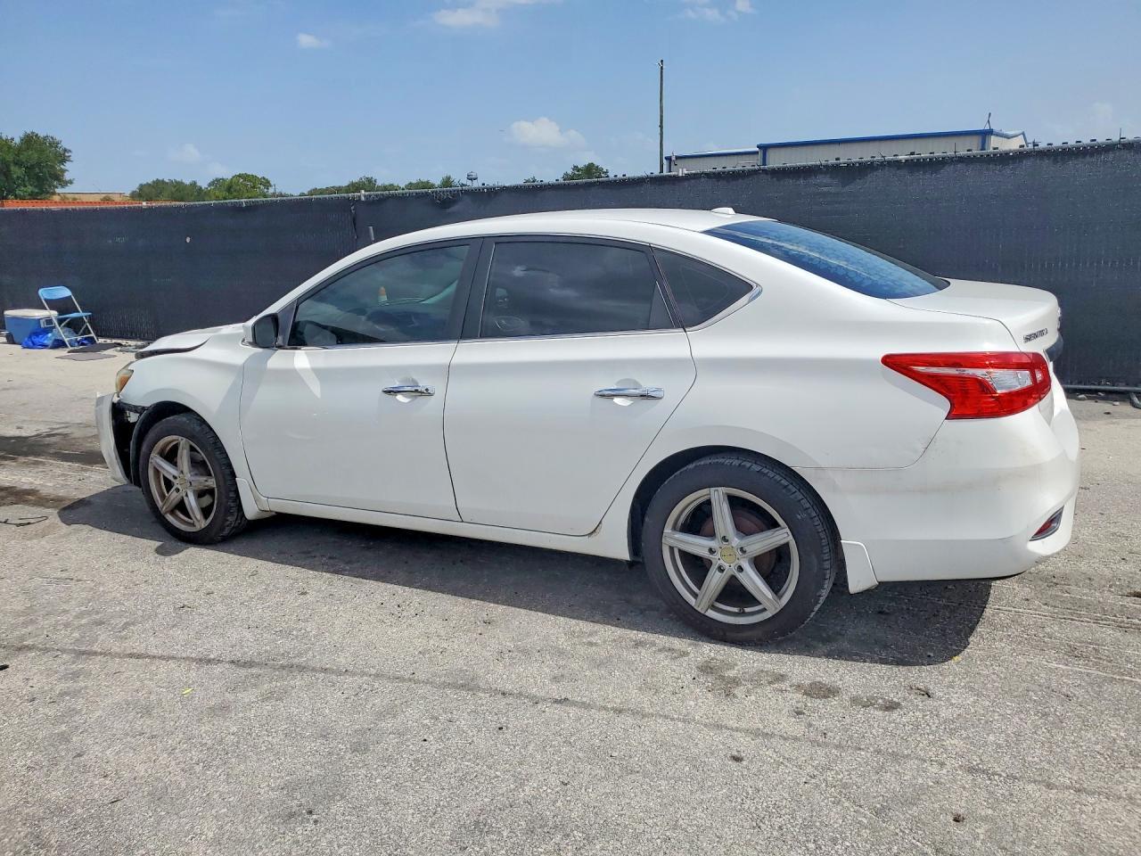 2016 Nissan Sentra Sv - Фото 2